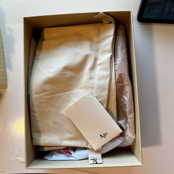 NEW AJE Astrid Chain-embellished Leather Sandals In Fuchsia Sz 39 - Picture 7 of 7